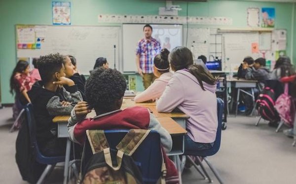 Comment intégrer l'EEDD dans les programmes scolaires ? La réponse ici !